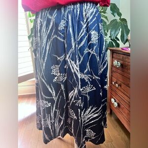 Banana Republic Navy and White Botanical A-Line Skirt